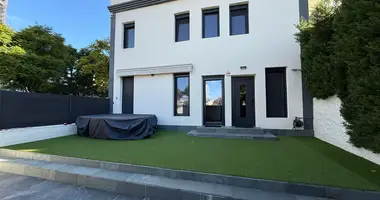 3 bedroom townthouse in Benidorm, Spain