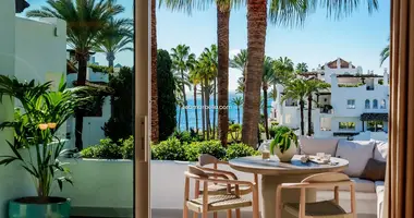 Duplex 3 bedrooms in Estepona, Spain