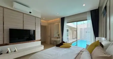 Villa 4 bedrooms in Huai Yai, Thailand