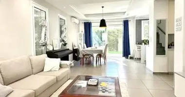 Casa 3 habitaciones en Mouttagiaka, Chipre