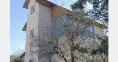 4 room apartment in Dzieraunaja, Belarus