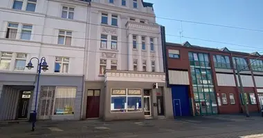 Revenue house 696 m² in Duisburg, Germany