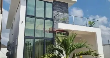 Haus 3 Schlafzimmer in Dzorwulu, Ghana