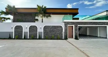 Haus 4 Schlafzimmer in Huai Yai, Thailand