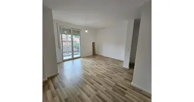 1 bedroom apartment in Tirana Municipality, Albania