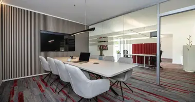 Bureau 267 m² dans Langenzersdorf, Autriche