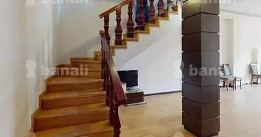 4 bedroom apartment in Yerevan, Armenia