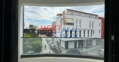 Mieszkanie 4 pokoi w Tirana Municipality, Albania