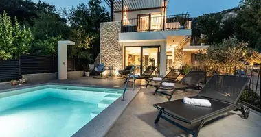 Villa in Grad Novi Vinodolski, Kroatien