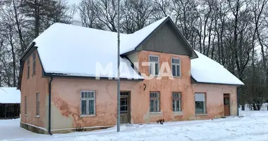 Casa 10 habitaciones en Varme, Letonia