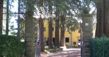 Nieruchomości inwestycyjne 10 pokojów w Toskania, Włochy