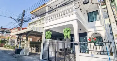 3 bedroom house in Nong Pla Lai, Thailand