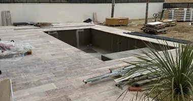 2 bedroom apartment in Finestrat, Spain