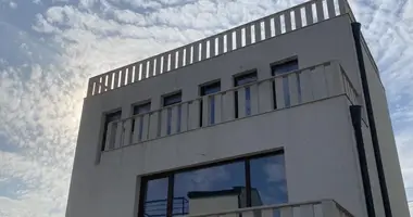 Hotel 174 m² in Pomorie, Bulgarien