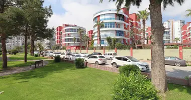 Дуплекс 4 комнаты в Коньяалты, Турция