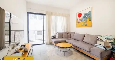 4 room apartment in Tel-Aviv, Israel