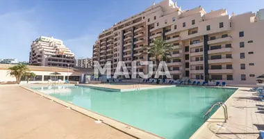 Apartamento 4 habitaciones en Portimao, Portugal