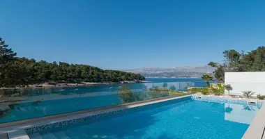 Willa w Splitska, Chorwacja