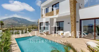 Вилла 5 комнат в Finestrat, Испания