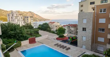 Apartamento 2 habitaciones en Becici, Montenegro
