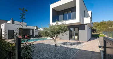 Villa 4 bedrooms in Grad Porec, Croatia