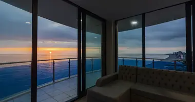 Apartamento 3 habitaciones en Batumi, Georgia