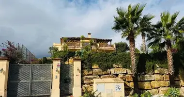 Haus 5 Schlafzimmer in Casares, Spanien