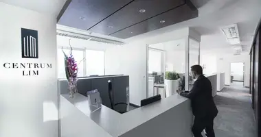 Nieruchomości komercyjne 560 m² w Warszawa, Polska