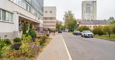 Apartamento 3 habitaciones en Minsk, Belarús