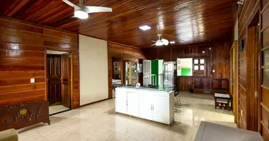4 bedroom house in Novo Airao, Brazil