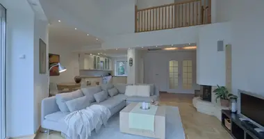 Haus 8 zimmer in Warschau, Polen