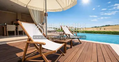 Villa 5 rooms in Kassandra Municipality, Greece