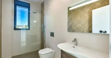 Villa 4 bedrooms in Calp, Spain