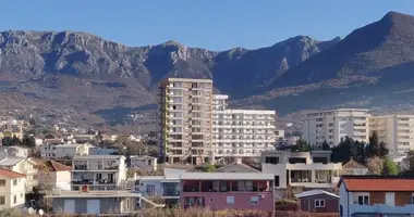 Apartamento 2 habitaciones en Bar, Montenegro