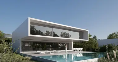Villa 4 bedrooms in Estepona, Spain