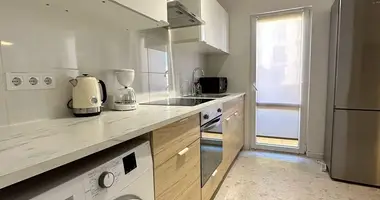 2 bedroom apartment in Valencia, Spain