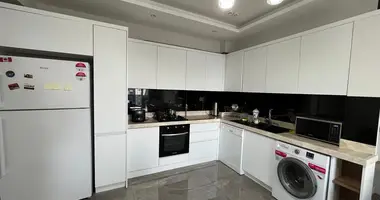 Apartamento 3 habitaciones en Mezitli, Turquía