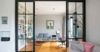Apartamento 5 habitaciones en Varsovia, Polonia