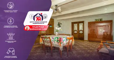 Maison dans Maladetchna, Bélarus