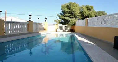Villa 4 bedrooms in La Nucia, Spain