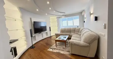 Apartamento 5 habitaciones en Minsk, Belarús