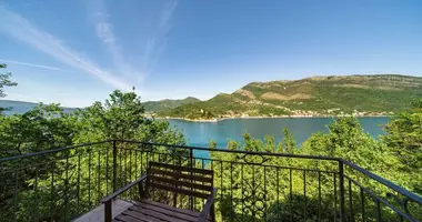 Haus 4 Schlafzimmer in Donja Lastva, Montenegro