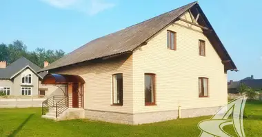 Haus in Vialikija Radvanicy, Belarus