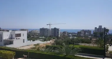 Mieszkanie 4 pokoi w Agios Tychonas, Cypr