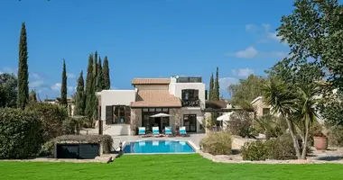 Villa 3 bedrooms in Kamares, Cyprus