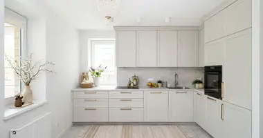 Квартира 4 комнаты в Вильнюс, Литва