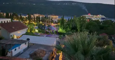Apartamento 1 habitación en 8, Montenegro