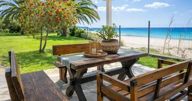 Villa 2 rooms in Neos Marmaras, Greece