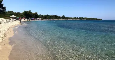 Plot of land in Pefkochori, Greece