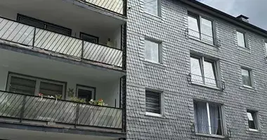 Mieszkanie 8 pokojów w Wuppertal, Niemcy